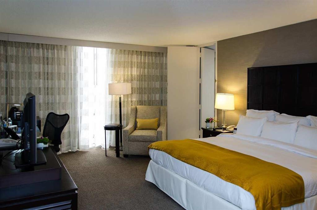 Doubletree By Hilton Hotel Houston Greenway Plaza Exterior foto